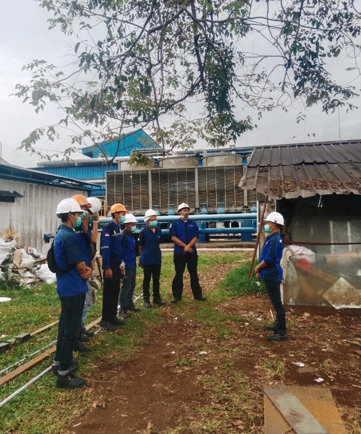 Safety briefing tim teknisi PT Dikari